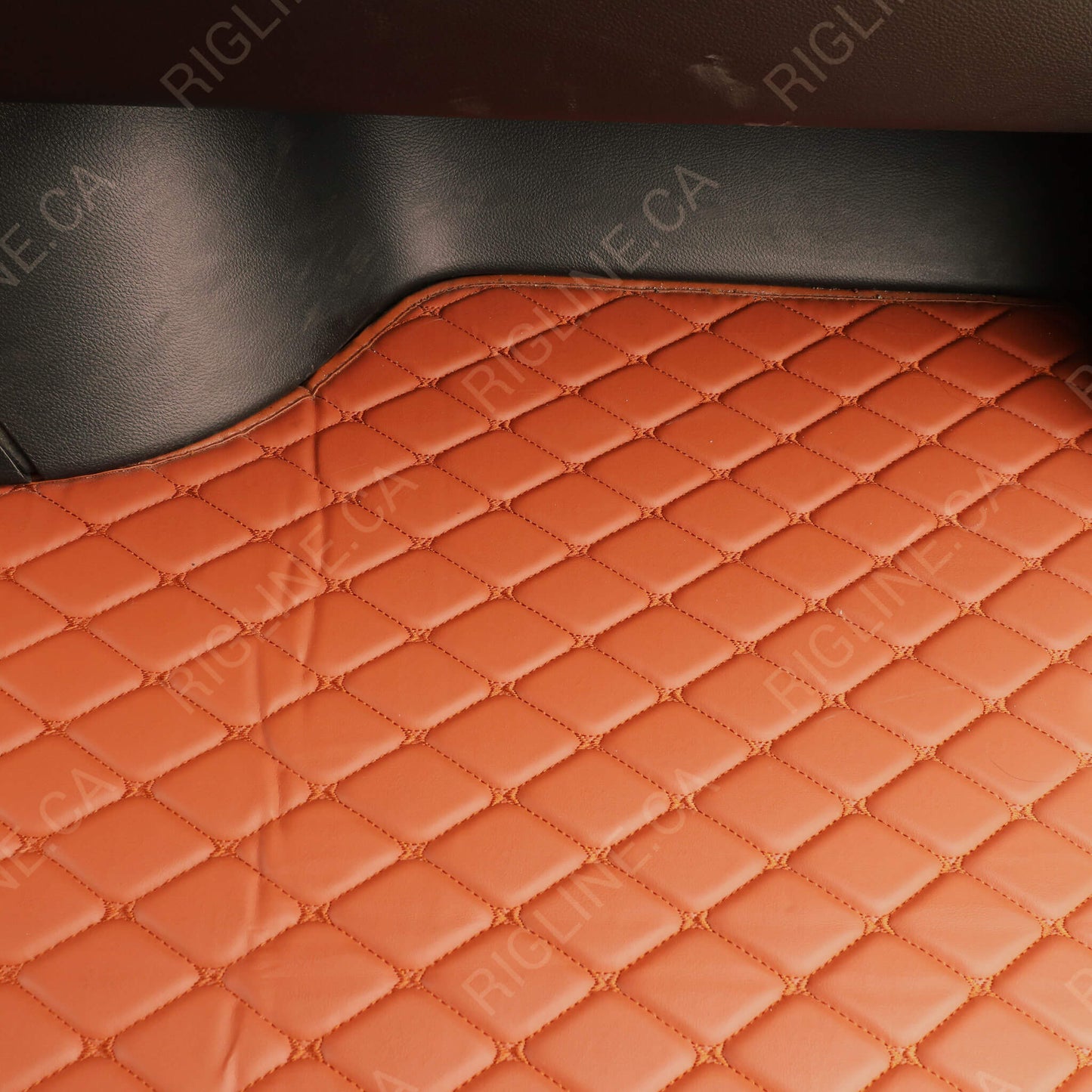 Peterbilt 579 Floor Mats 2019-2025