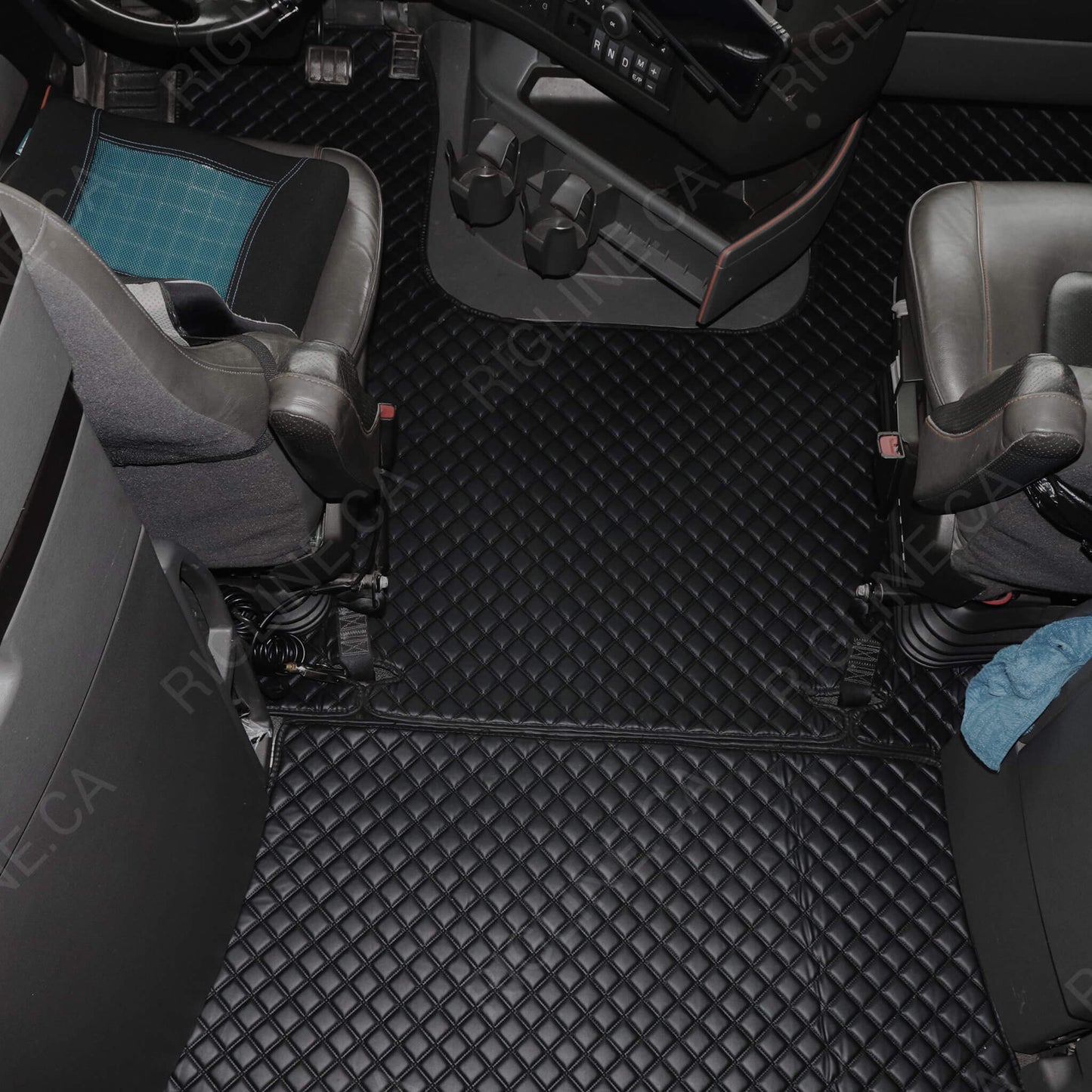 Volvo VNL860 Floor Mats 2019-2024