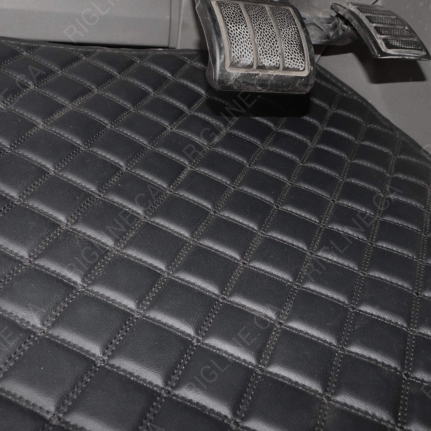 Volvo VNL860 Floor Mats 2019-2024